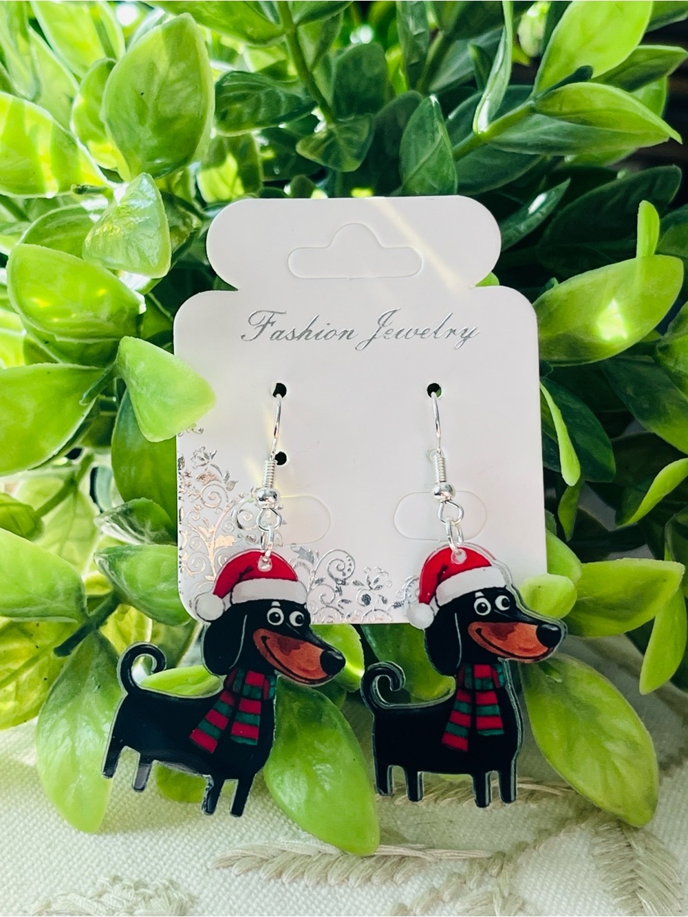 Dachshund Dog W/Christmas Hat Acrylic Earrings W/ Paw Print Jewelry Bag ๐พ๐๐พ - Picture 7 of 8